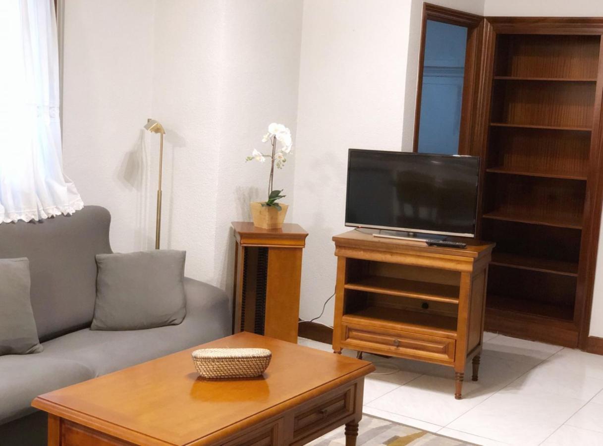 Clasico Y Funcional Vivienda Turistica Centro Bilbao Exteriör bild